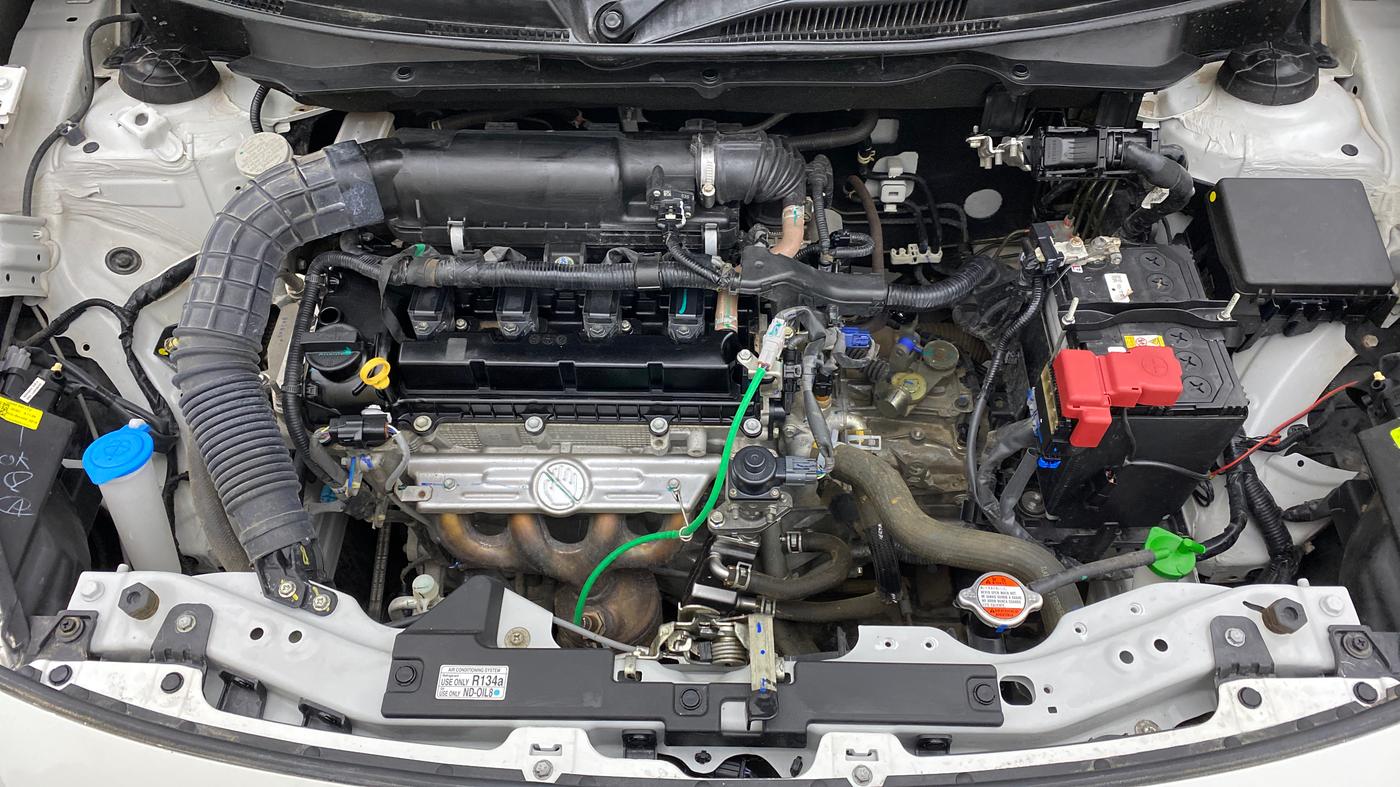 2021 Maruti Swift LXI D, Petrol, Manual, 7,969 km, Open Bonet