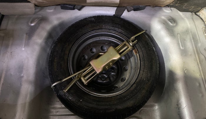 2018 Hyundai Eon D-LITE+, Petrol, Manual, 57,217 km, Spare Tyre