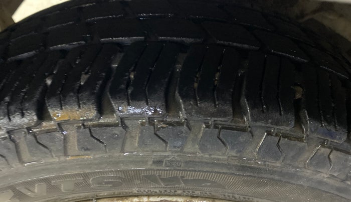 2018 Hyundai Eon D-LITE+, Petrol, Manual, 57,217 km, Right Rear Tyre Tread