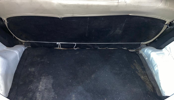 2018 Hyundai Eon D-LITE+, Petrol, Manual, 57,217 km, Boot Inside