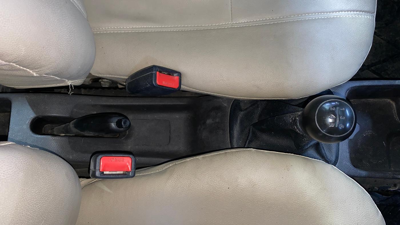 2018 Hyundai Eon D-LITE+, Petrol, Manual, 57,217 km, Gear Lever