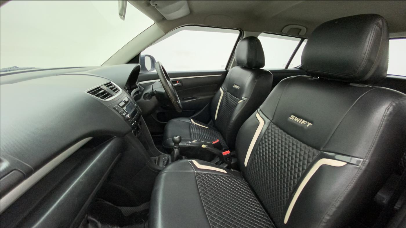 2015 Maruti Swift VXI, Petrol, Manual, 52,486 km, Right Side Front Door Cabin
