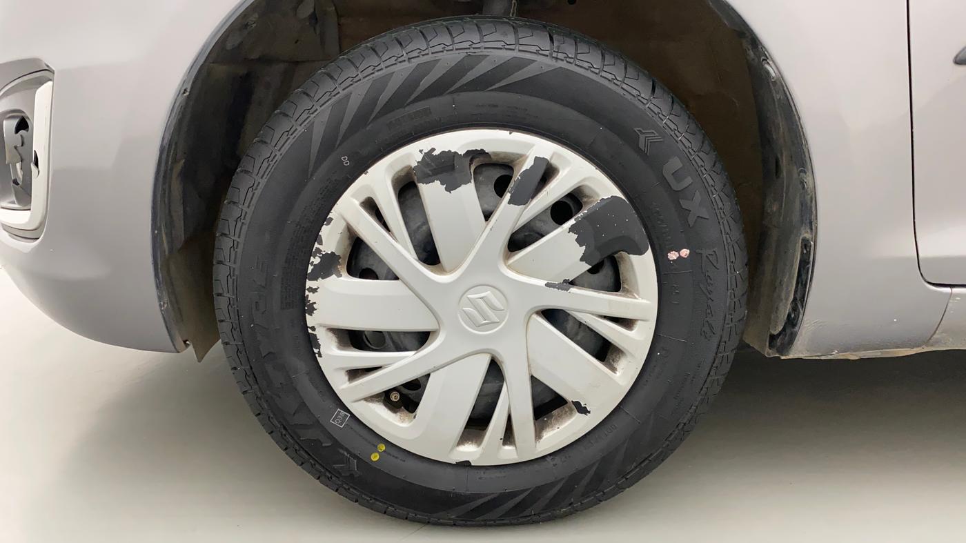 2015 Maruti Swift VXI, Petrol, Manual, 52,486 km, Left Front Wheel