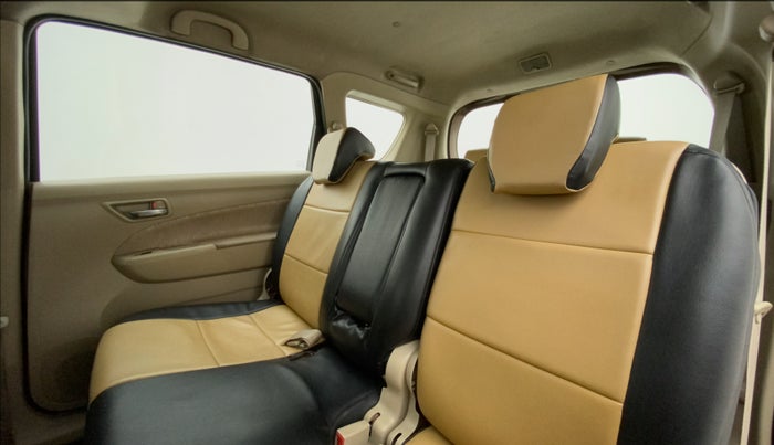 2012 Maruti Ertiga VDI, Diesel, Manual, 1,00,065 km, Right Side Rear Door Cabin