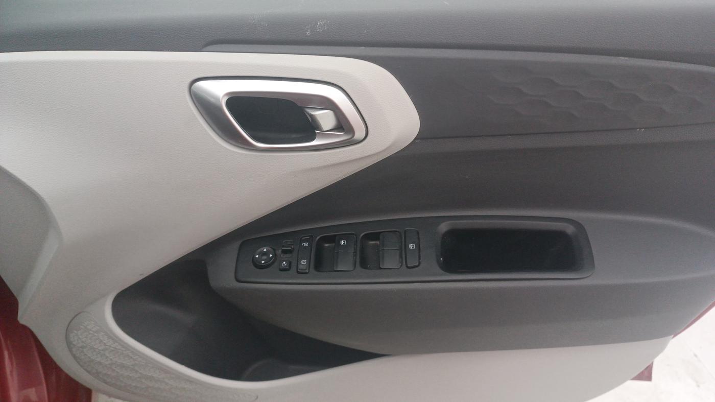 2019 Hyundai GRAND I10 NIOS SPORTZ AMT 1.2 KAPPA VTVT, Petrol, Automatic, 77,582 km, Driver Side Door Panels Control