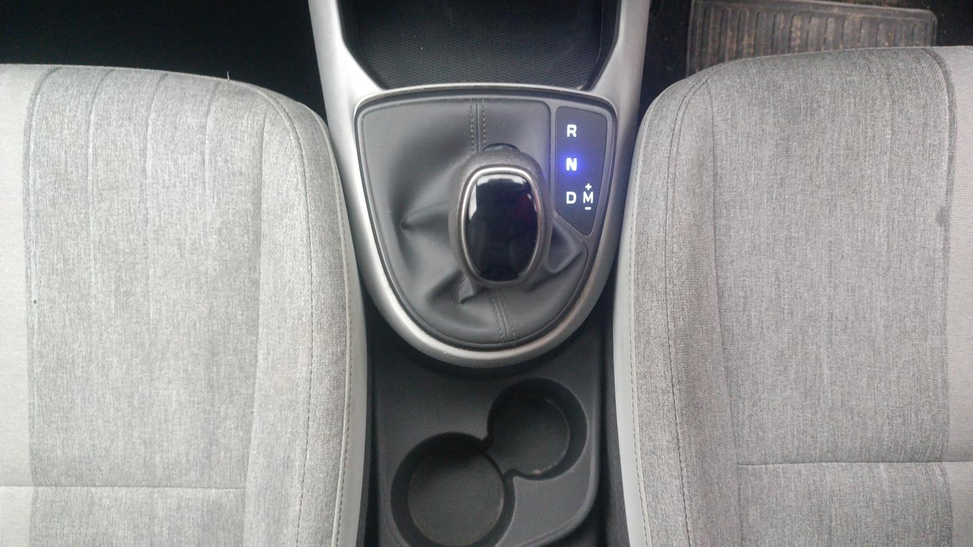 2019 Hyundai GRAND I10 NIOS SPORTZ AMT 1.2 KAPPA VTVT, Petrol, Automatic, 77,582 km, Gear Lever