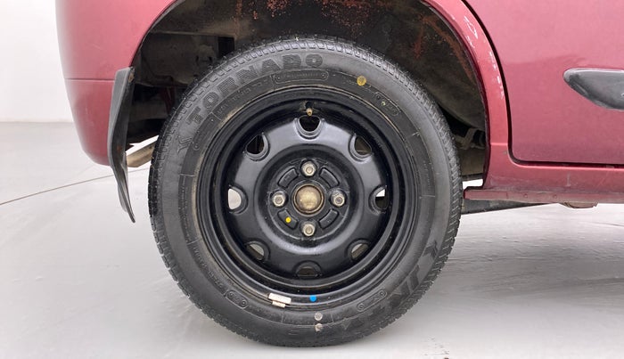 2013 Maruti Alto K10 VXI, Petrol, Manual, 44,303 km, Right Rear Wheel