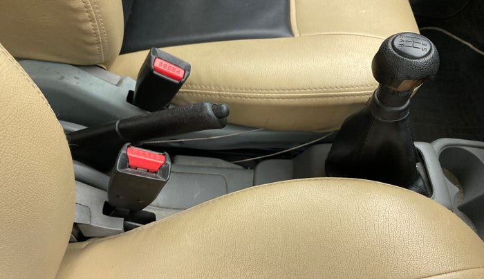 2013 Maruti Alto K10 VXI, Petrol, Manual, 44,303 km, Gear Lever