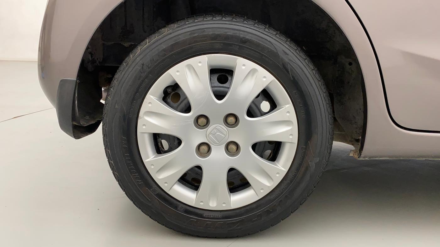 2016 Honda Brio S MT, Petrol, Manual, 42,264 km, Right Rear Wheel
