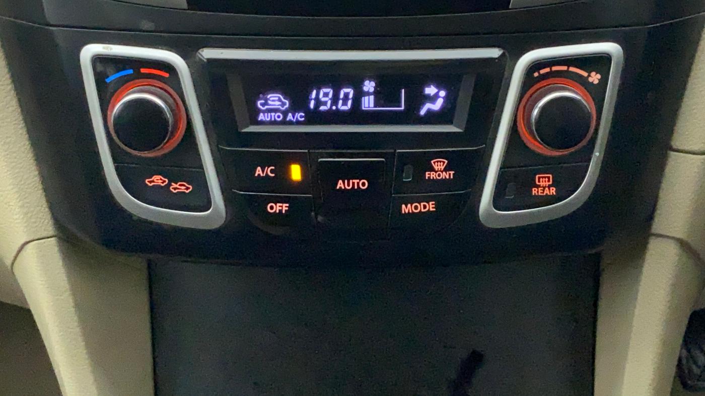 2017 Maruti Ciaz DELTA 1.3 DDIS SHVS, Diesel, Manual, 63,431 km, Automatic Climate Control