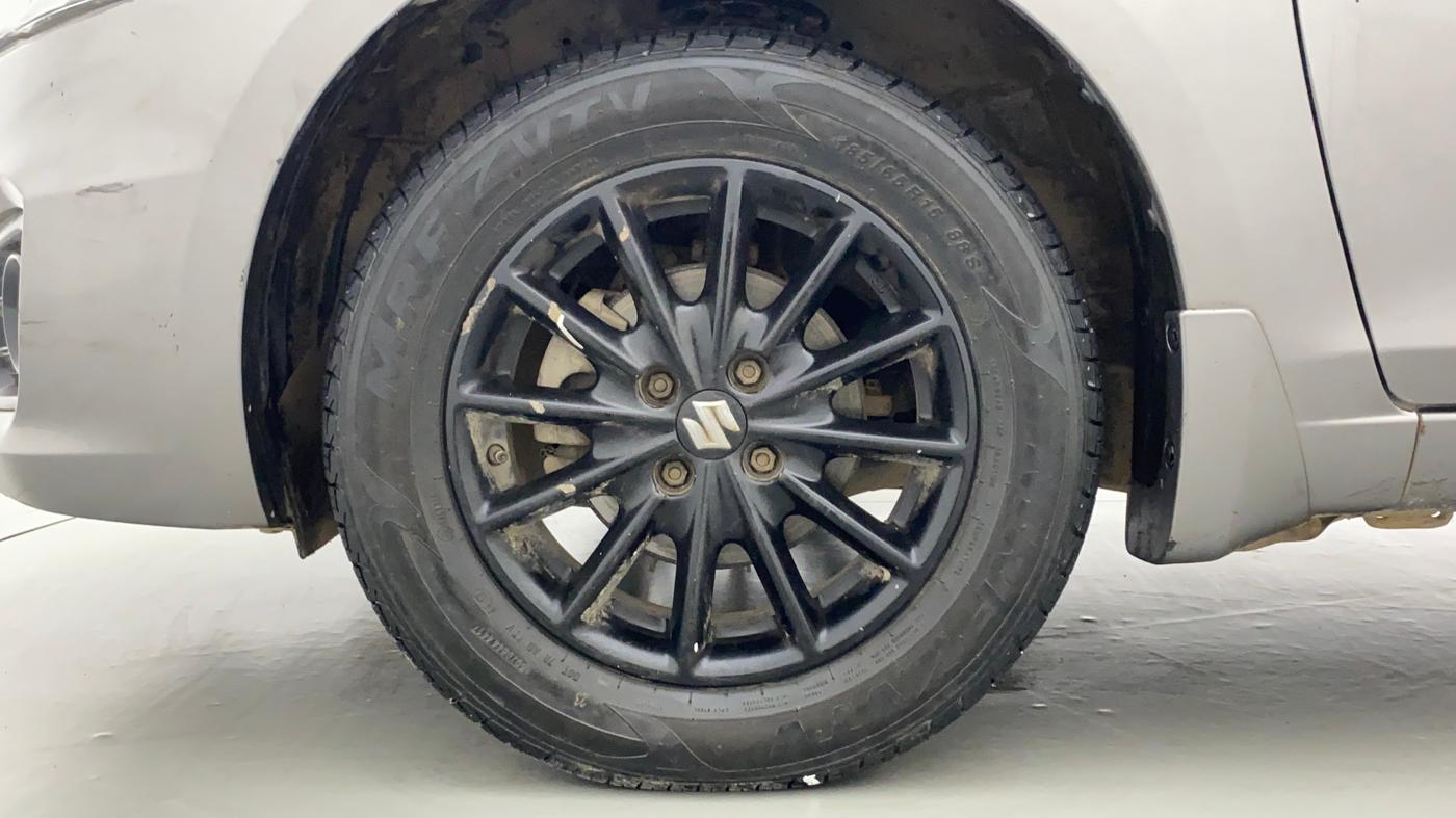 2017 Maruti Ciaz DELTA 1.3 DDIS SHVS, Diesel, Manual, 63,431 km, Left Front Wheel