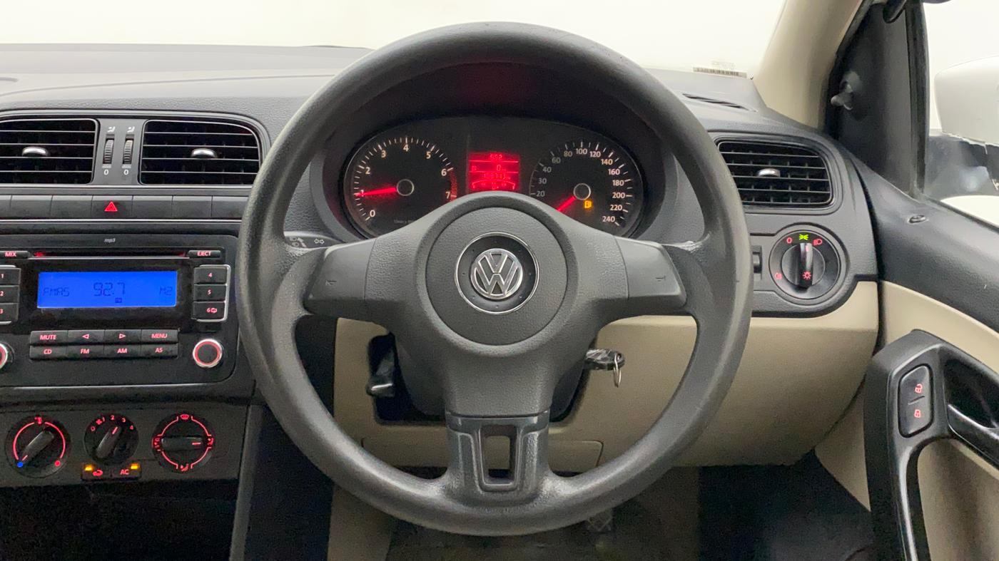 2012 Volkswagen Polo COMFORTLINE 1.2L PETROL, Petrol, Manual, 1,08,765 km, Steering Wheel Close Up