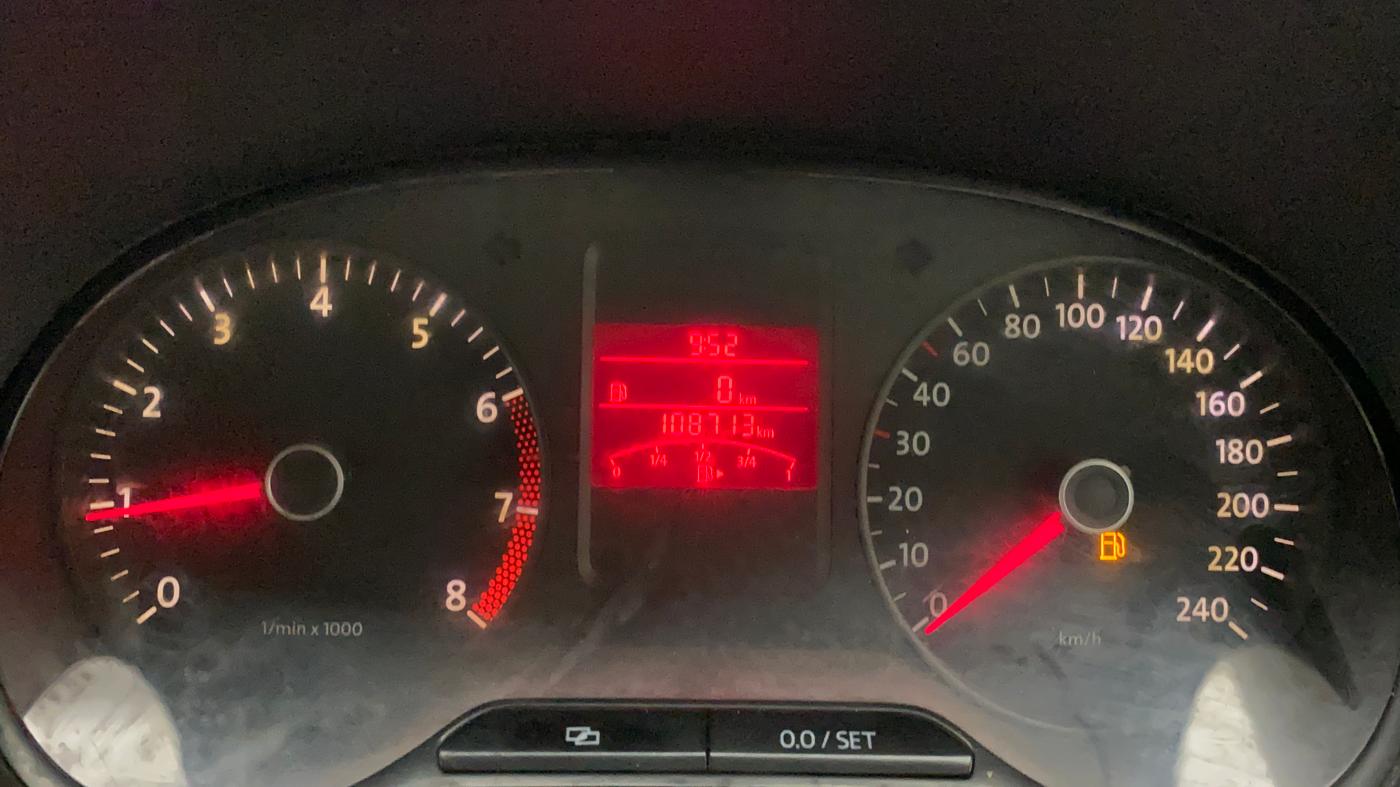 2012 Volkswagen Polo COMFORTLINE 1.2L PETROL, Petrol, Manual, 1,08,765 km, Odometer Image