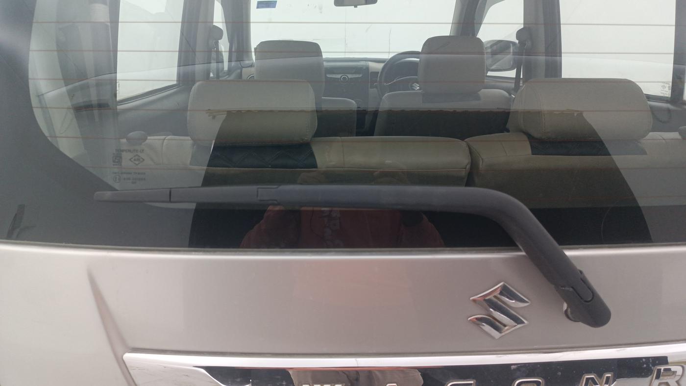 2017 Maruti Wagon R 1.0 VXI+, Petrol, Manual, 70,030 km, Rear Wiper