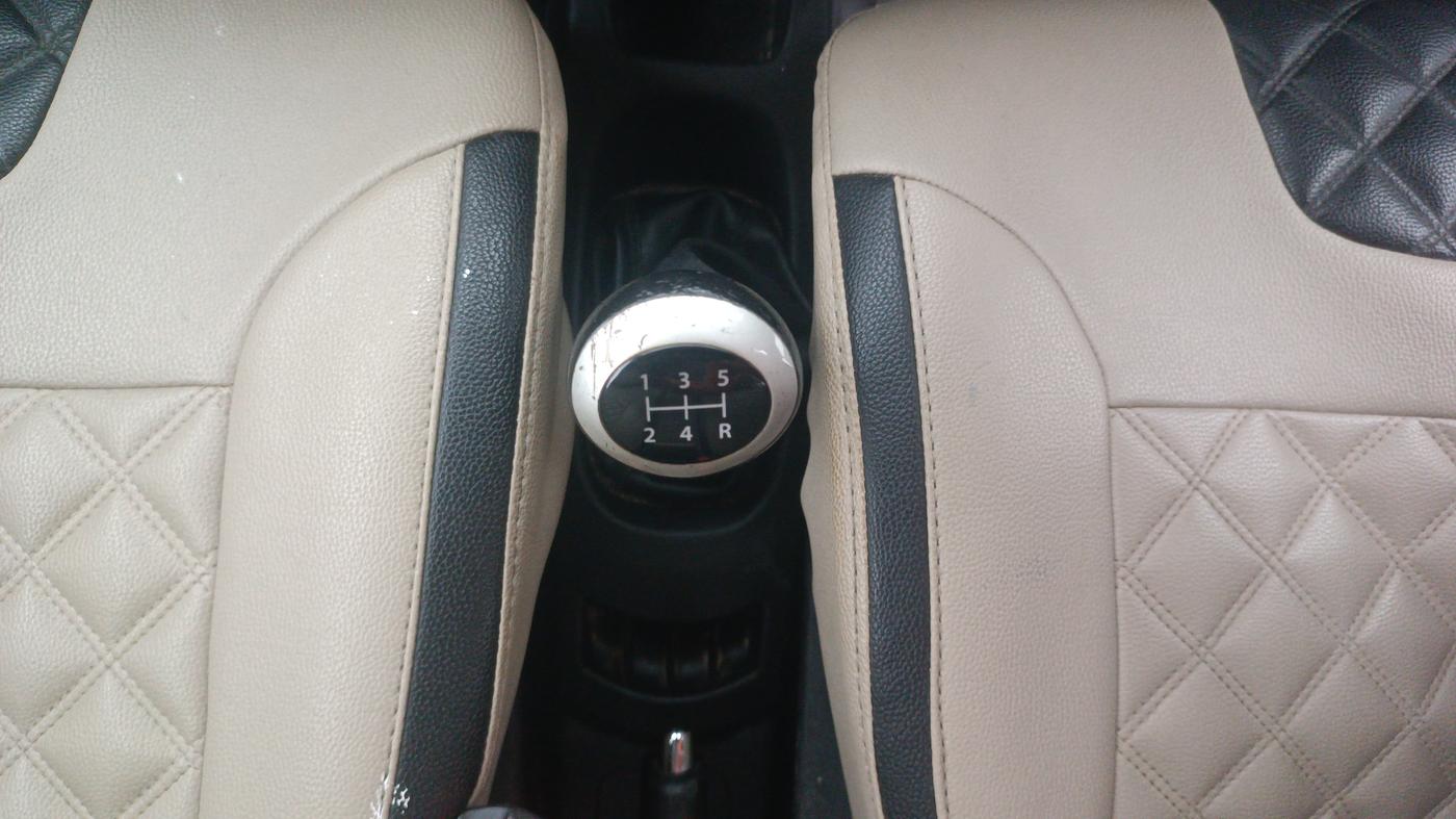 2017 Maruti Wagon R 1.0 VXI+, Petrol, Manual, 70,030 km, Gear Lever