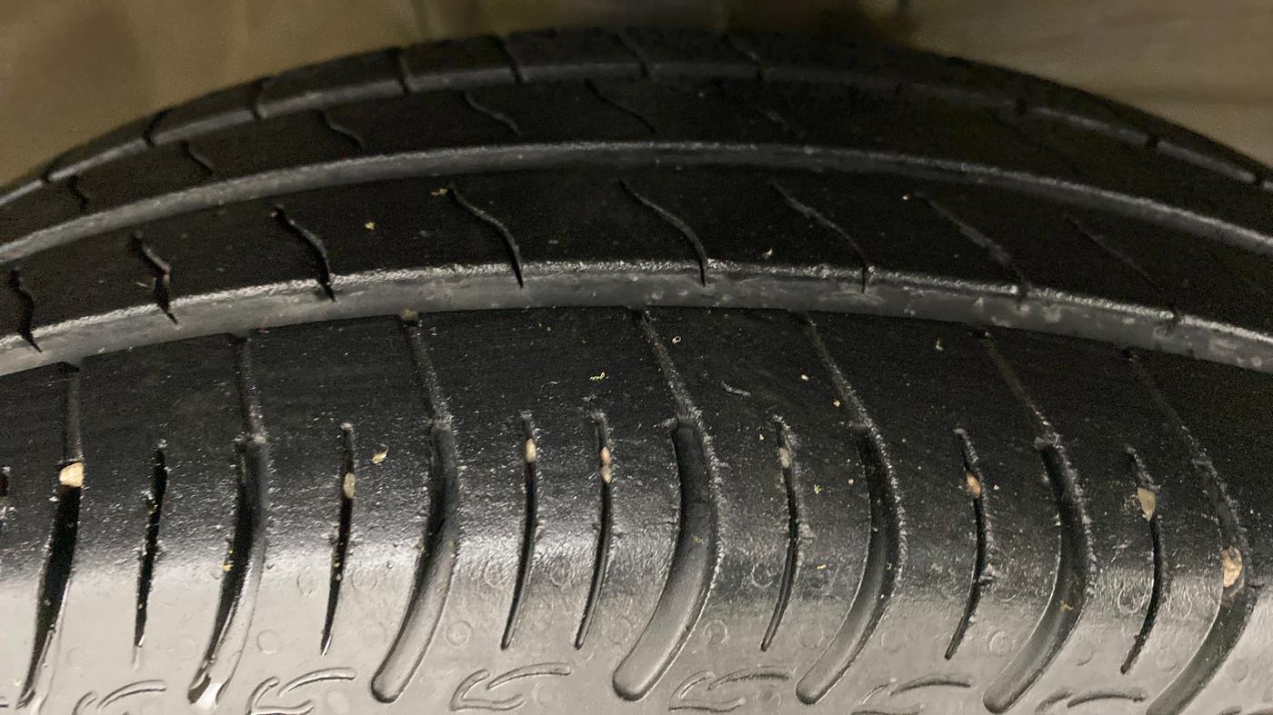 2020 Maruti S PRESSO VXI PLUS AGS, Petrol, Automatic, 26,463 km, Right Front Tyre Tread