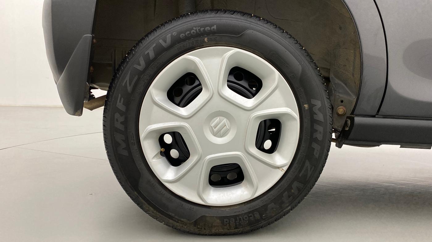 2020 Maruti S PRESSO VXI PLUS AGS, Petrol, Automatic, 26,463 km, Right Rear Wheel