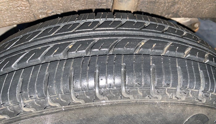 2019 Renault Kwid RXT 1.0 (O), Petrol, Manual, 35,610 km, Left Rear Tyre Tread