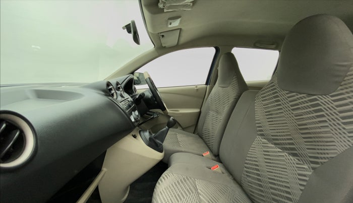 2018 Datsun Go T (O), Petrol, Manual, 4,817 km, Right Side Front Door Cabin