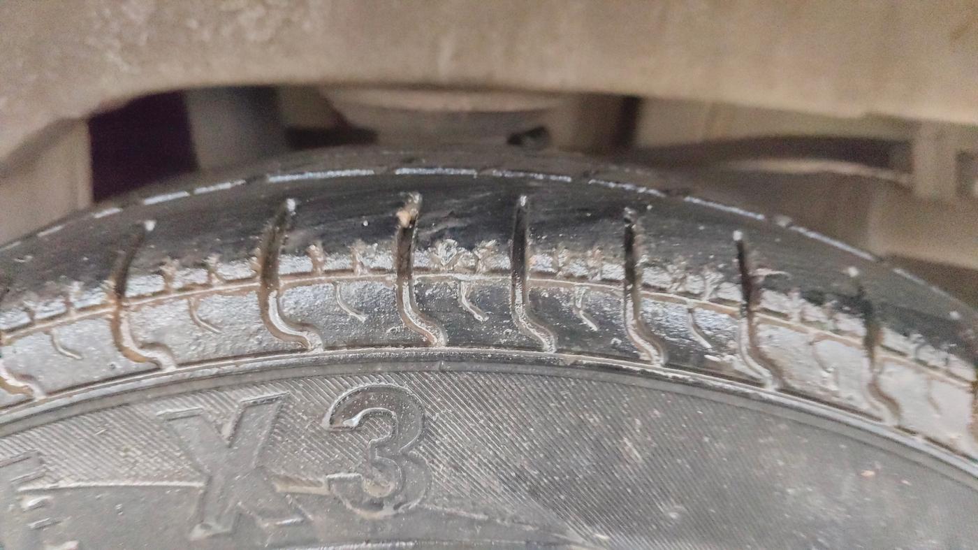 2019 Maruti Alto 800 VXI, Petrol, Manual, 74,862 km, Left Rear Tyre Tread