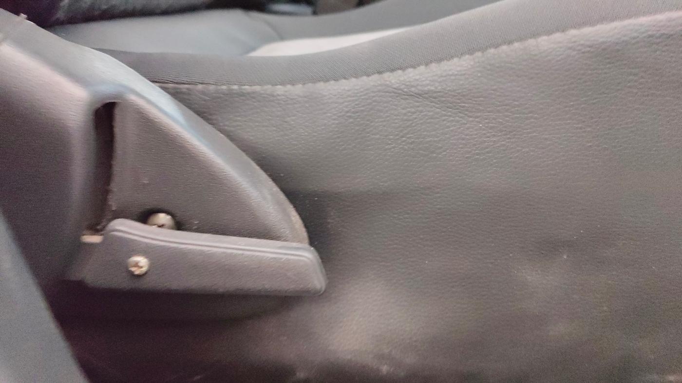 2019 Maruti Alto 800 VXI, Petrol, Manual, 74,862 km, Driver Side Adjustment Panel