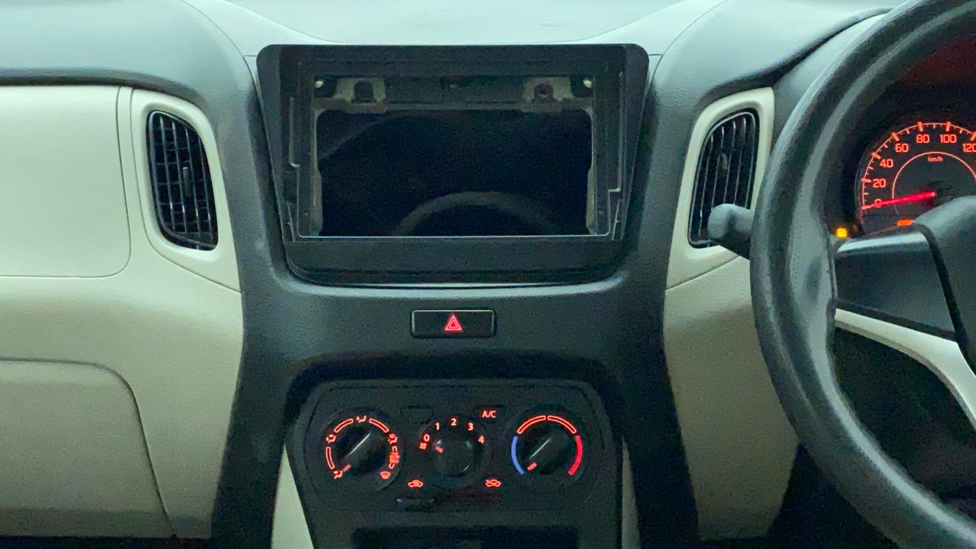 2021 Maruti New Wagon-R VXI (O) 1.0, Petrol, Manual, 26,444 km, Air Conditioner