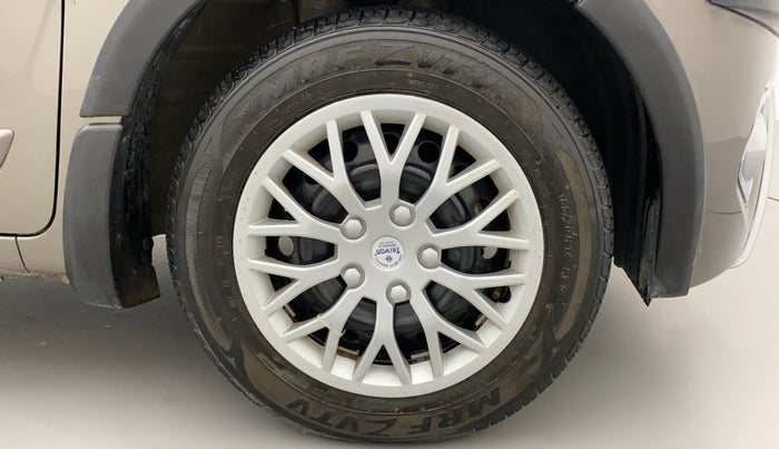 2021 Maruti New Wagon-R VXI (O) 1.0, Petrol, Manual, 26,444 km, Right Front Wheel