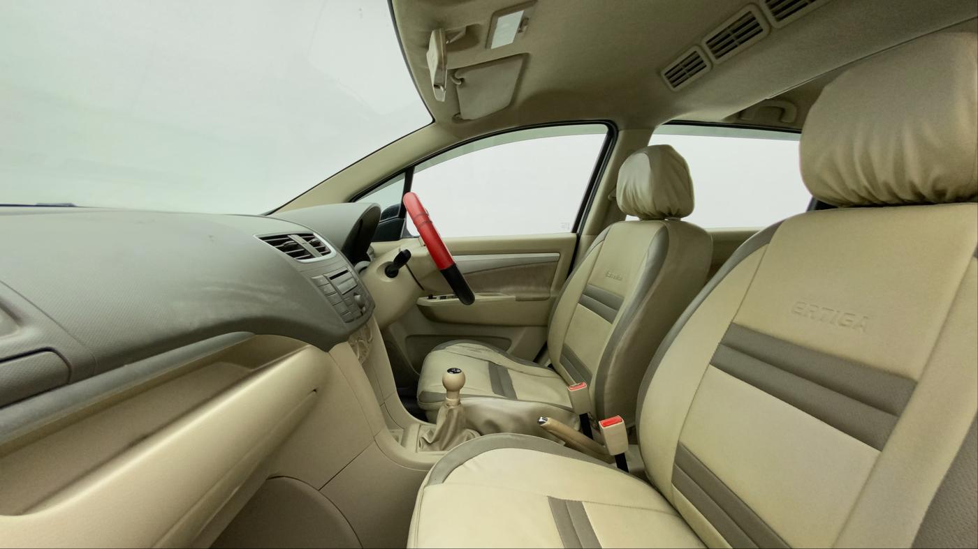 2014 Maruti Ertiga VXI ABS, Petrol, Manual, 57,584 km, Right Side Front Door Cabin