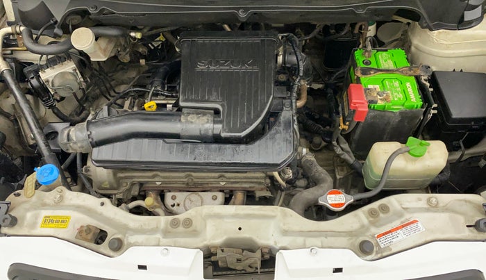 2014 Maruti Ertiga VXI ABS, Petrol, Manual, 57,584 km, Open Bonet