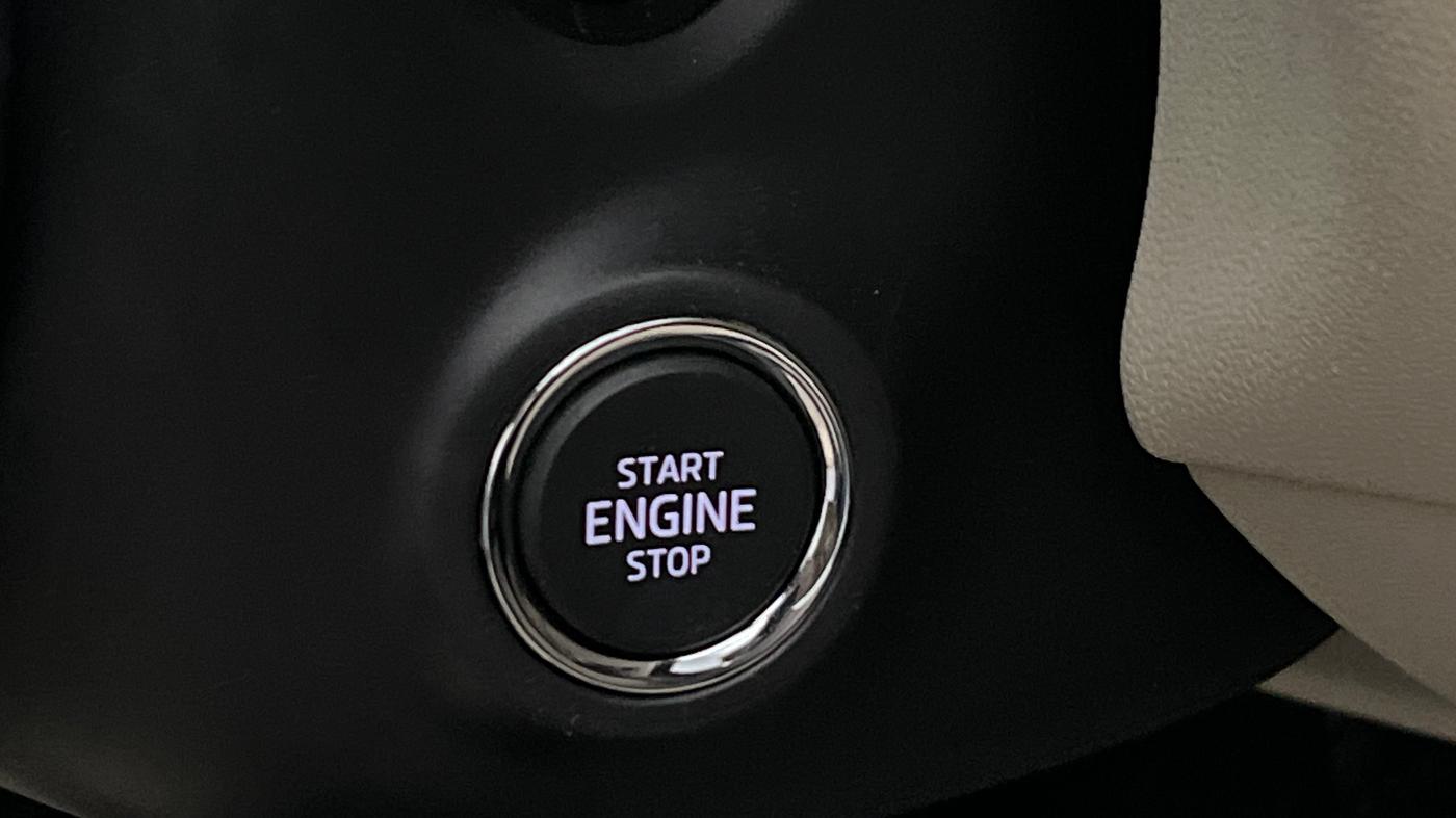 2022 Skoda SLAVIA STYLE 1.5L TSI DSG, Petrol, Automatic, 48,901 km, Keyless Start/ Stop Button