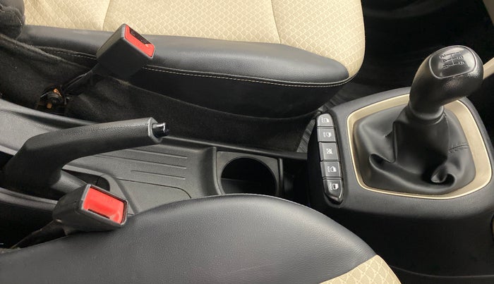 2019 Hyundai NEW SANTRO 1.1 MAGNA MT, Petrol, Manual, 40,642 km, Gear Lever