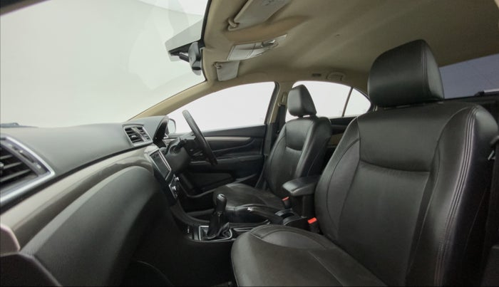 2016 Maruti Ciaz ZDI+ SHVS RS, Diesel, Manual, 1,06,807 km, Right Side Front Door Cabin