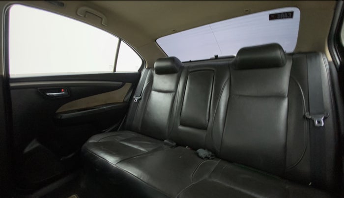 2016 Maruti Ciaz ZDI+ SHVS RS, Diesel, Manual, 1,06,807 km, Right Side Rear Door Cabin