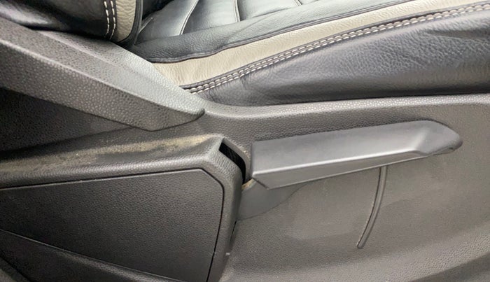 2016 Ford Ecosport TITANIUM 1.5L PETROL AT, Petrol, Automatic, 87,384 km, Driver Side Adjustment Panel