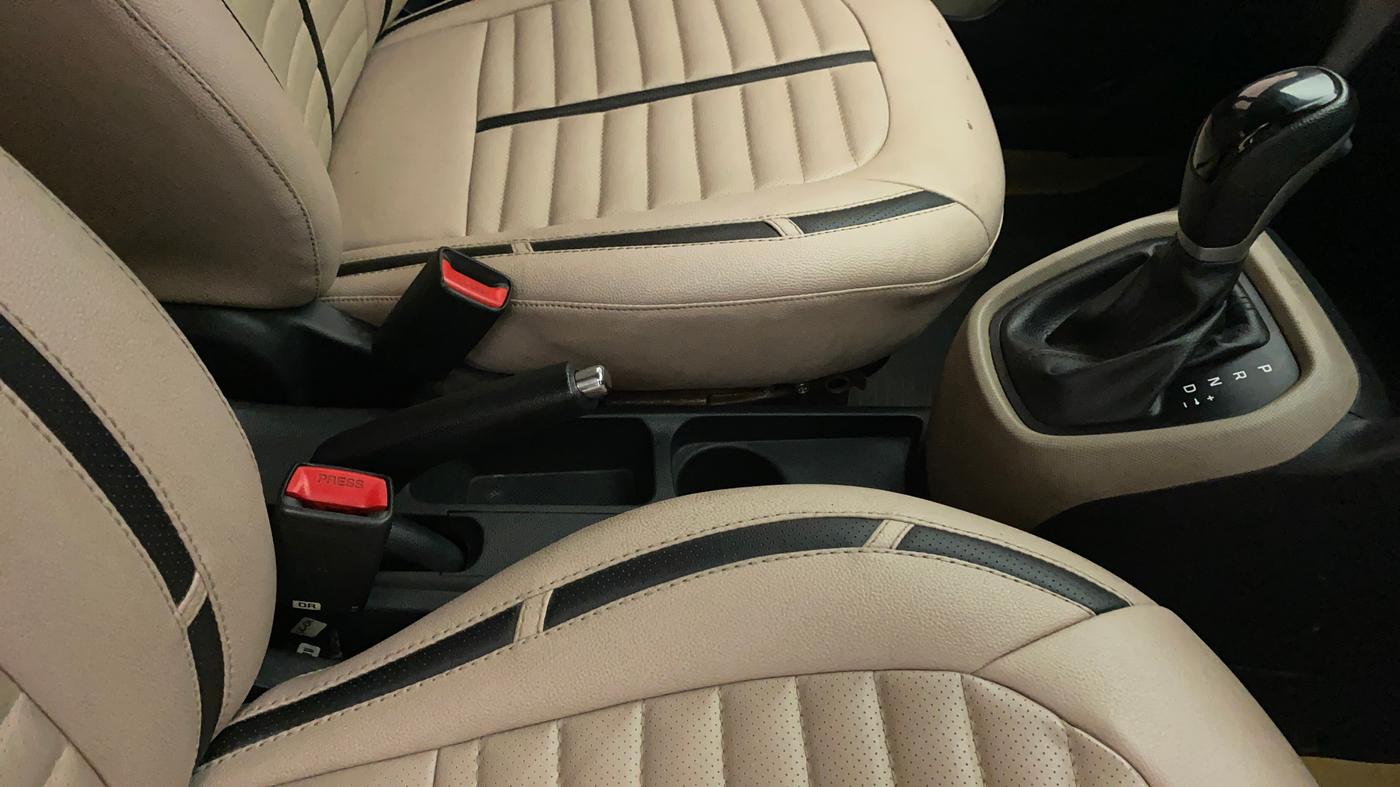 2017 Hyundai Grand i10 SPORTZ (O) AT 1.2 KAPPA VTVT, Petrol, Automatic, 48,998 km, Gear Lever