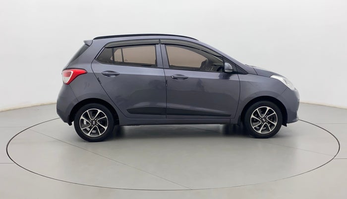 2017 Hyundai Grand i10 SPORTZ (O) AT 1.2 KAPPA VTVT, Petrol, Automatic, 48,998 km, Right Side View