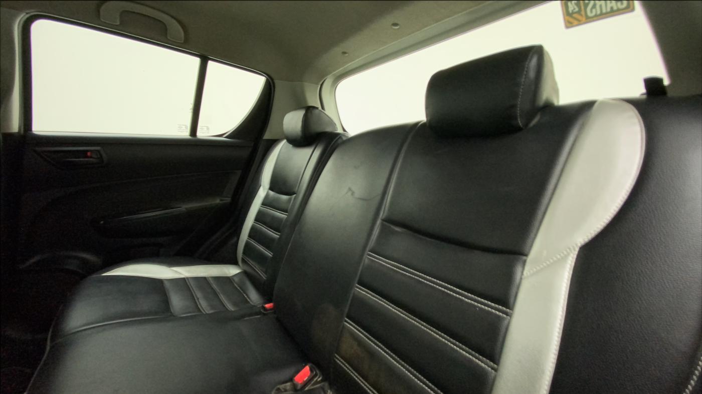 2016 Maruti Swift LXI (O), Petrol, Manual, 78,627 km, Right Side Rear Door Cabin