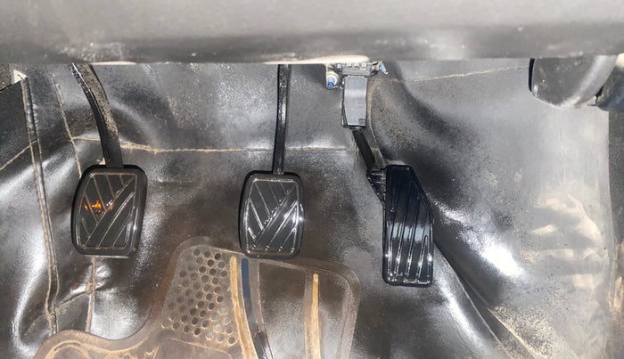 2021 Maruti Baleno ZETA PETROL 1.2, Petrol, Manual, 28,723 km, Pedals