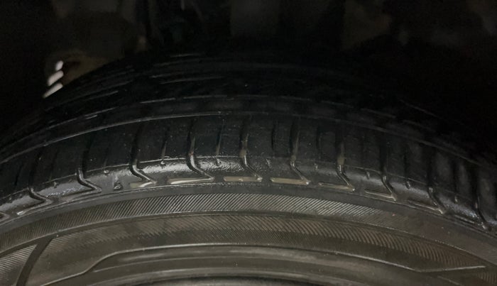 2023 Tata Tiago XT CNG, CNG, Manual, 56,329 km, Left Front Tyre Tread