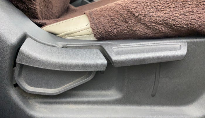 2021 Hyundai AURA SX 1.2, Petrol, Manual, 21,246 km, Driver Side Adjustment Panel