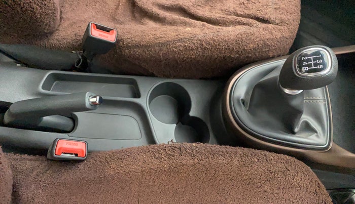 2021 Hyundai AURA SX 1.2, Petrol, Manual, 21,246 km, Gear Lever