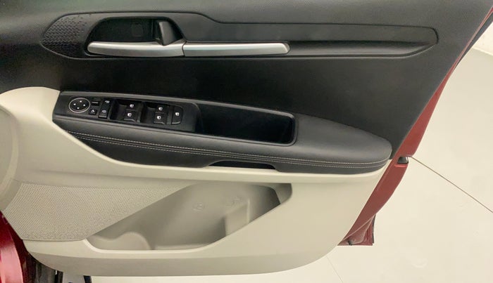 2021 KIA SONET HTX 1.5, Diesel, Manual, 20,127 km, Driver Side Door Panels Control