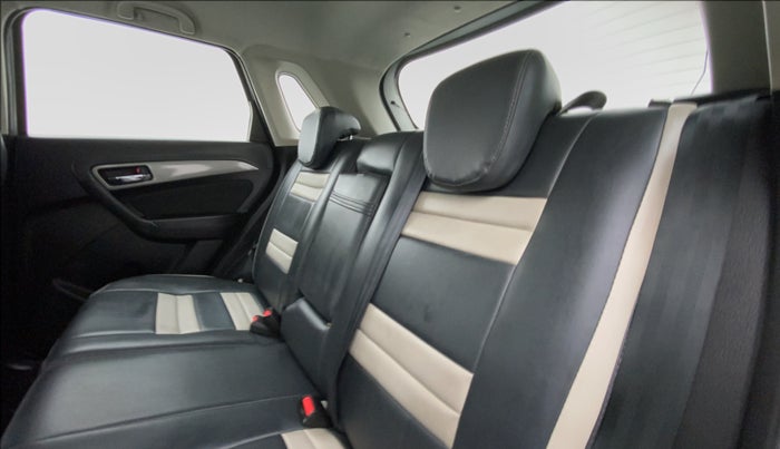 2018 Maruti Vitara Brezza ZDI PLUS, Diesel, Manual, 45,266 km, Right Side Rear Door Cabin