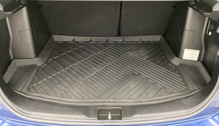 2021 Maruti S Cross ZETA AT 1.5 SHVS, Petrol, Automatic, 5,698 km, Boot Inside