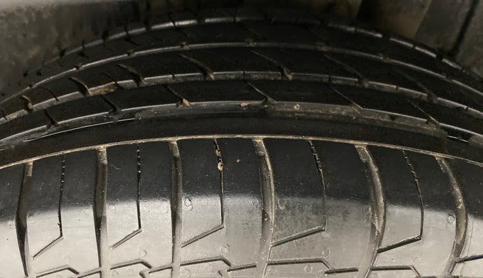 2021 Maruti S Cross ZETA AT 1.5 SHVS, Petrol, Automatic, 5,698 km, Left Rear Tyre Tread
