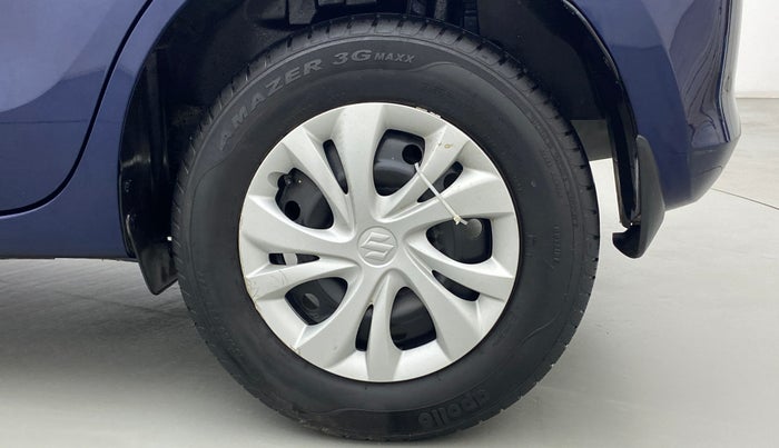 2022 Maruti Swift VXI, Petrol, Manual, 22,305 km, Left Rear Wheel