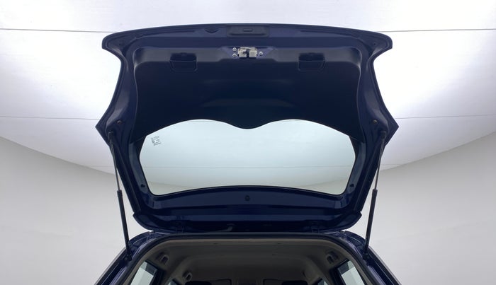 2022 Maruti Swift VXI, Petrol, Manual, 22,305 km, Boot Door Open