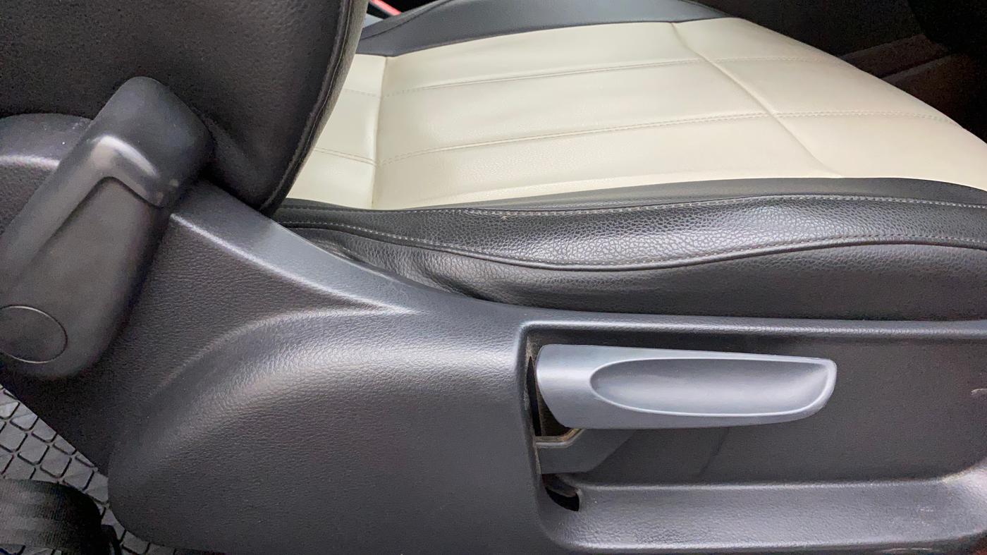 2015 Volkswagen Polo GT TSI AT, Petrol, Automatic, 85,287 km, Driver Side Adjustment Panel