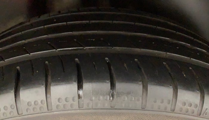 2015 Volkswagen Polo GT TSI AT, Petrol, Automatic, 85,287 km, Right Rear Tyre Tread