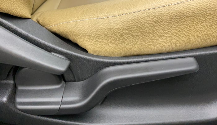 2019 Honda Amaze 1.2L I-VTEC VX, Petrol, Manual, 11,406 km, Driver Side Adjustment Panel